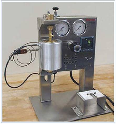 Cement fluid loss testing in oil well