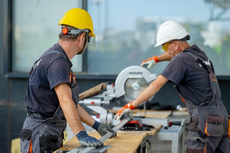 how-does-life-on-an-oil-rig-look-like-drilling-manual